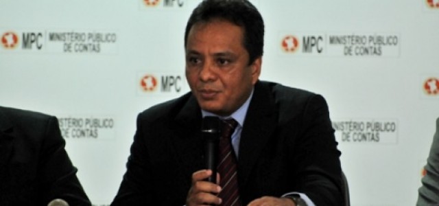 Ministério Público de Contas representa contra governadora, secretário de fazenda e secretário de planejamento do Estado.