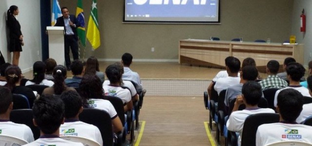 Procurador de Contas realiza palestra sobre educa&ccedil;&atilde;o fiscal