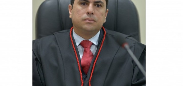 MPC emite parecer contra fretamento de aeronave pelo Governo do Estado